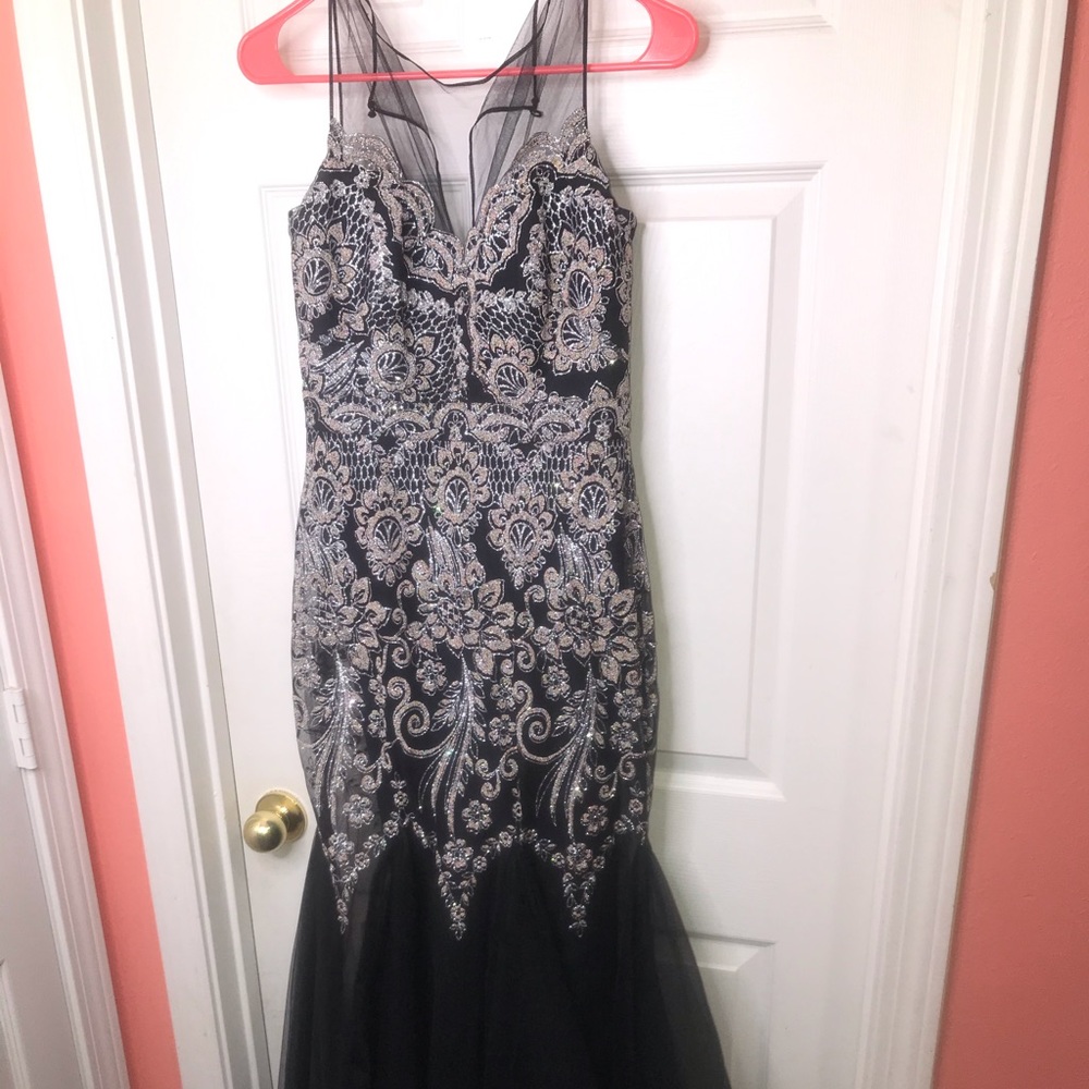 Badgley Mischka Beautiful Gown Dress Women’s